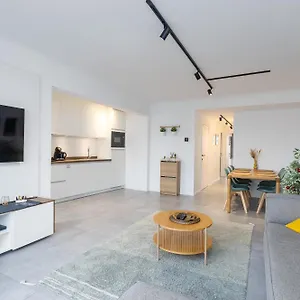 Center Luxury Floor With Free Parking Oostende